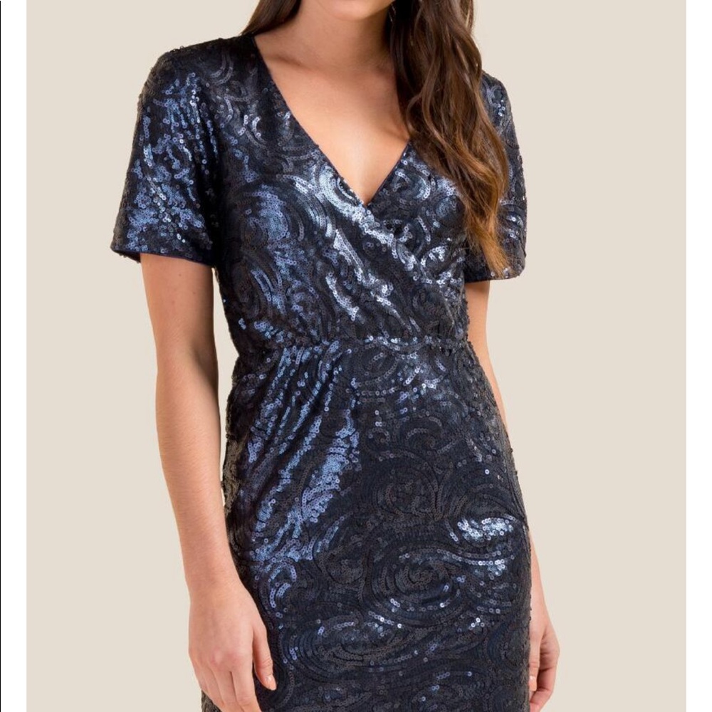 🔥🆕SALE🎉Navy Blue Sequin Mini Dress